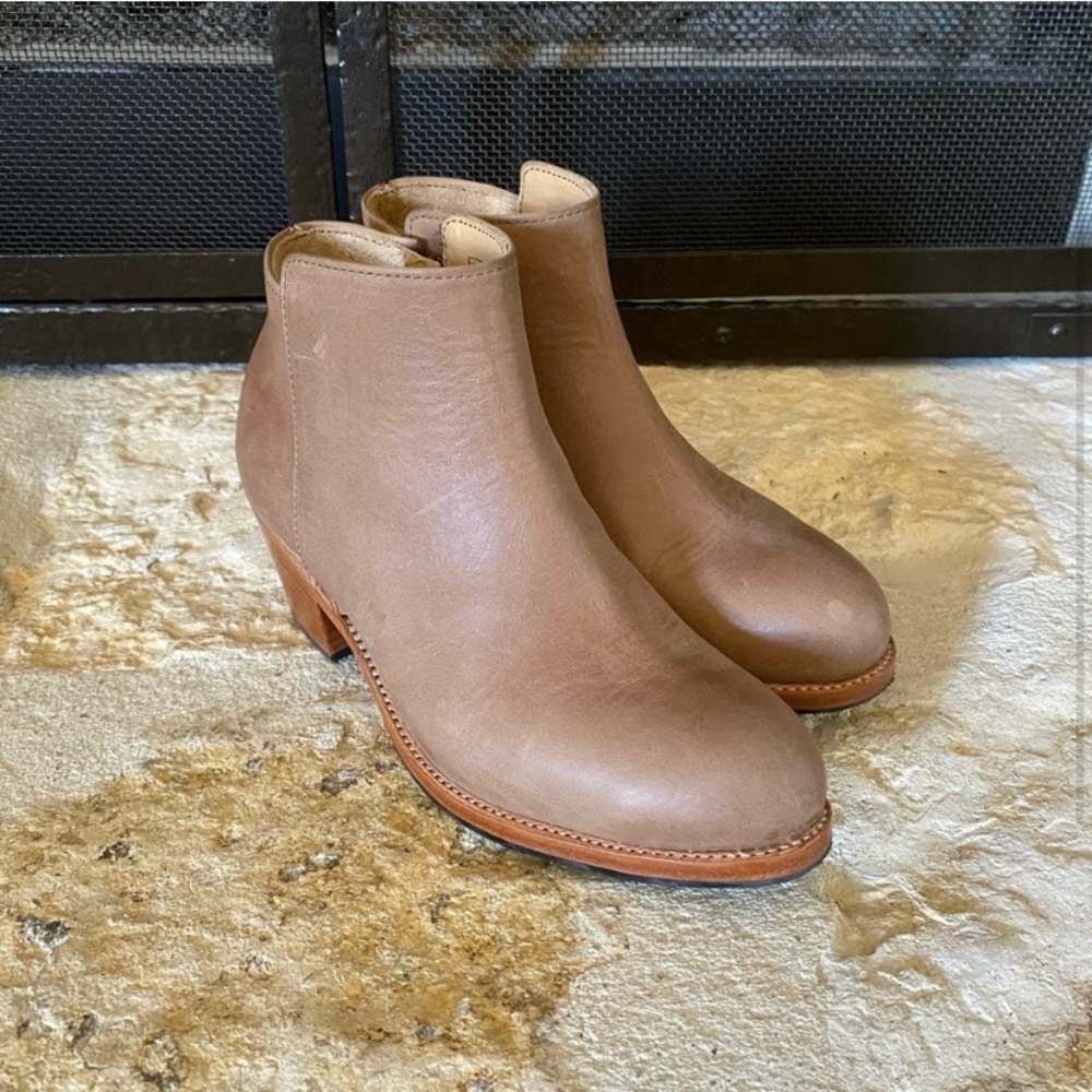 Women’s Tan Leather Ankle Boots